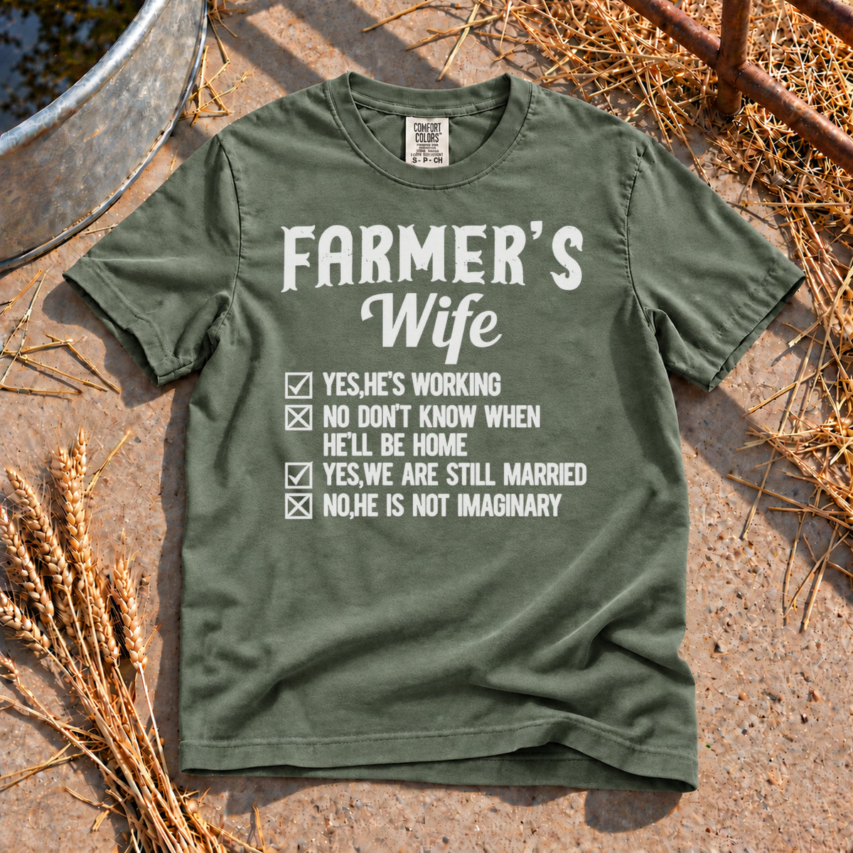 Farmer's Wife T-Shirt in Moss