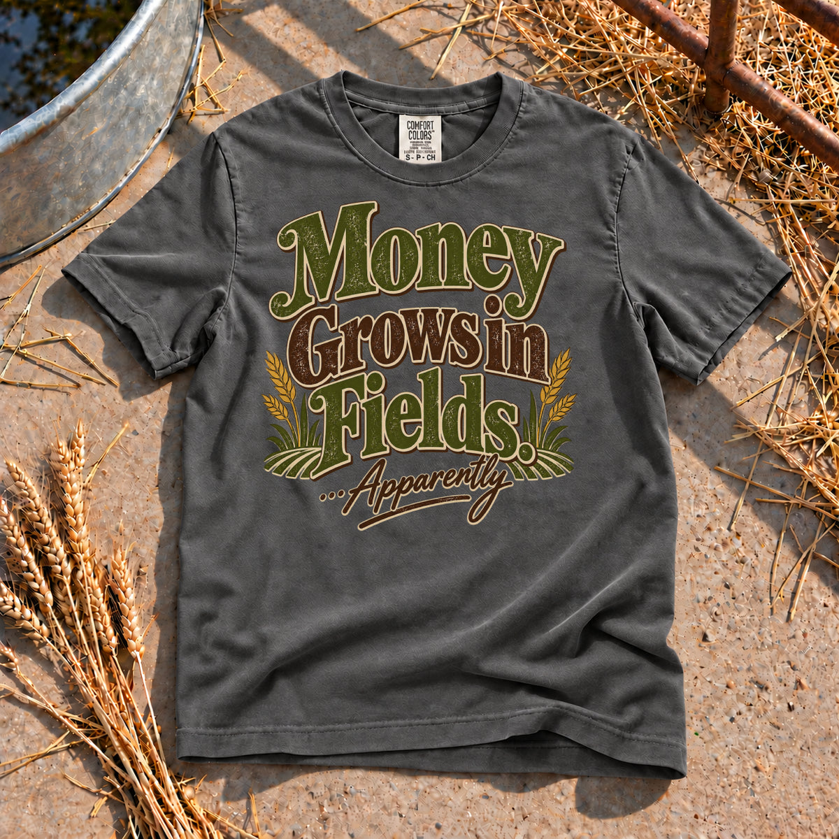 Money Grows in Fields T-Shirt in Pepper