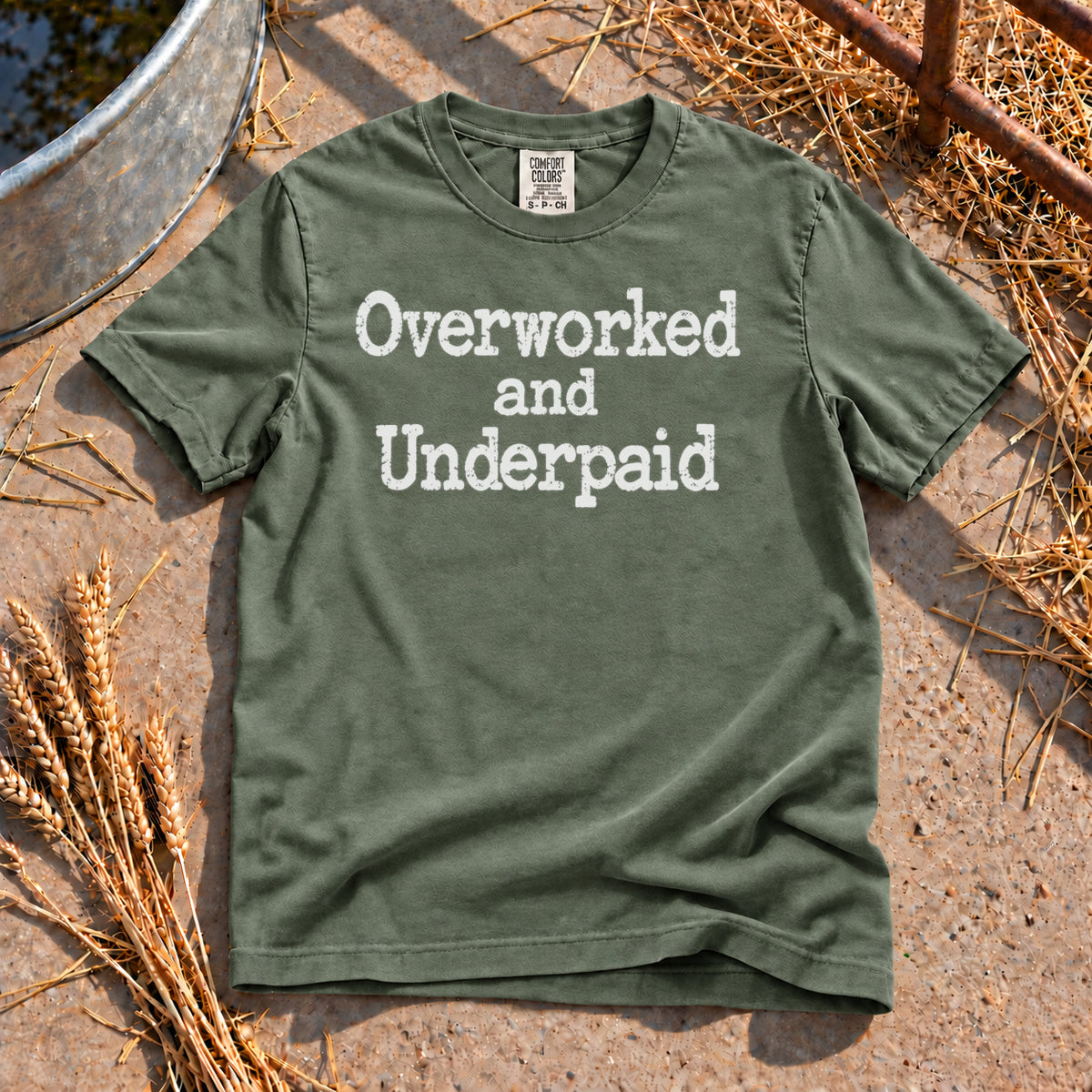 Overworked T-Shirt in Moss